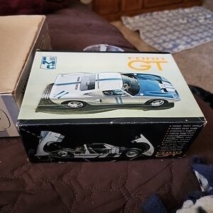 Ford GT Model Car Box - Blue and White Design
